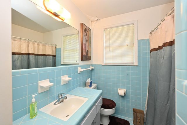 352 Blackman Rd, Nashville, TN 37211