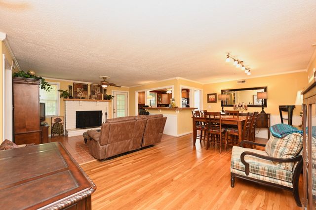 352 Blackman Rd, Nashville, TN 37211