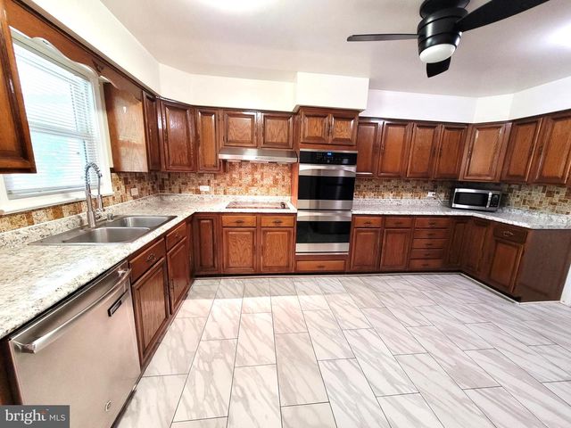 6409 HIGHAM DR, Alexandria, VA 22310