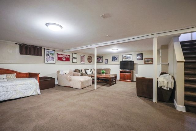 107 Birchwood Dr, North Attleboro, MA 02763