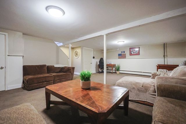 107 Birchwood Dr, North Attleboro, MA 02763