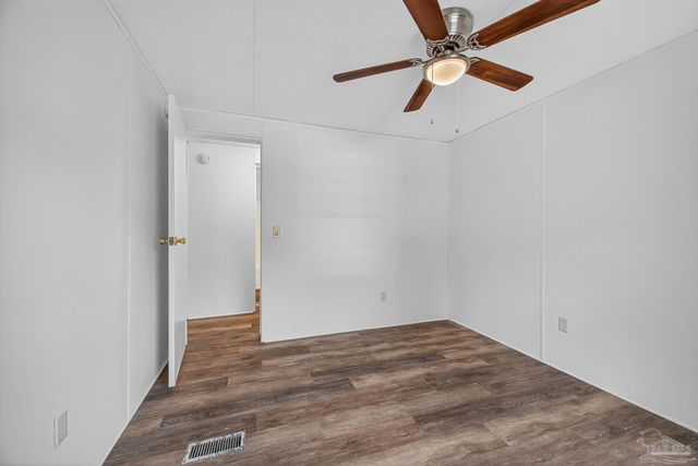 3801 Legend Creek Dr, Pace, FL 32571