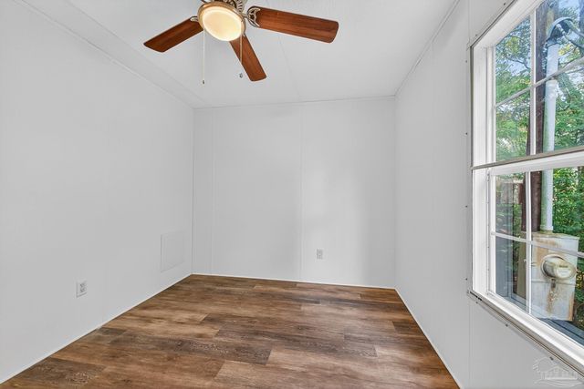 3801 Legend Creek Dr, Pace, FL 32571