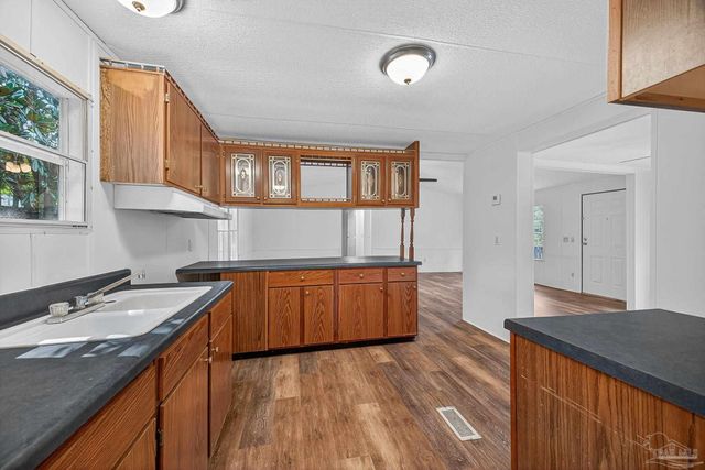 3801 Legend Creek Dr, Pace, FL 32571