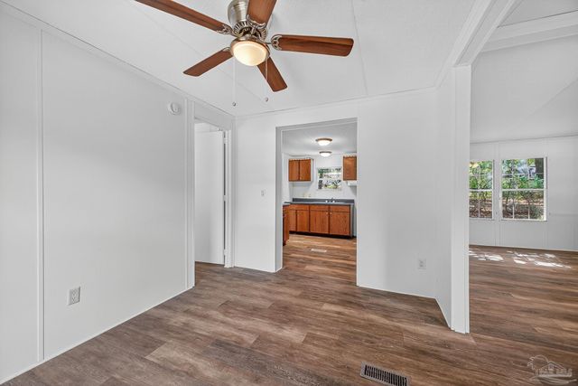 3801 Legend Creek Dr, Pace, FL 32571