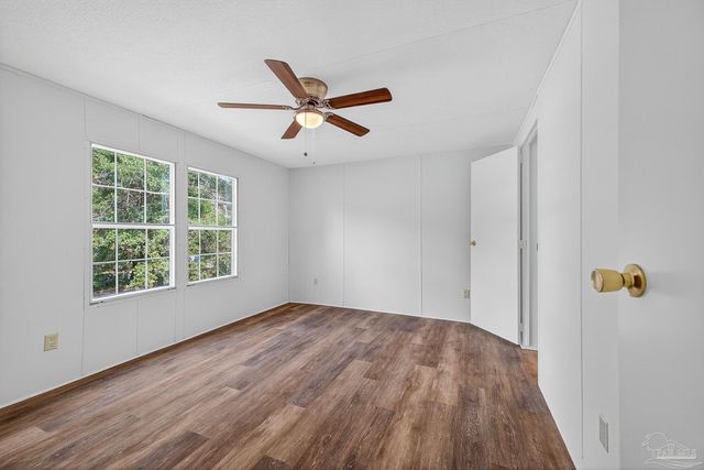 3801 Legend Creek Dr, Pace, FL 32571