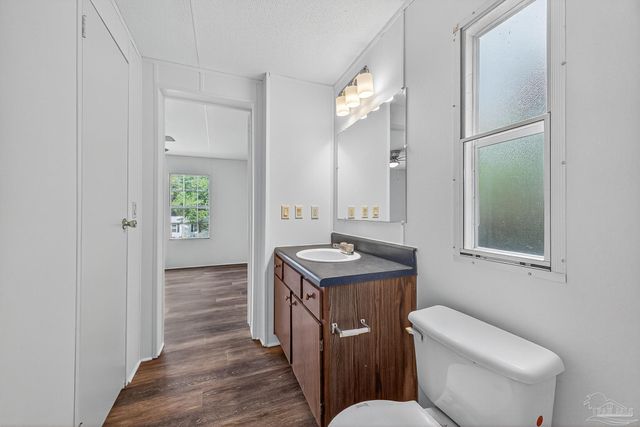 3801 Legend Creek Dr, Pace, FL 32571