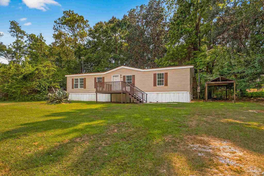 3801 Legend Creek Dr, Pace, FL 32571