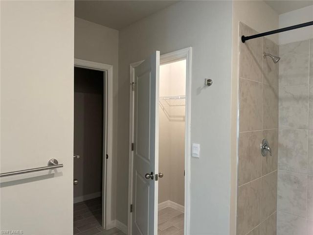 522 NW 7th ST, Cape Coral, FL 33993