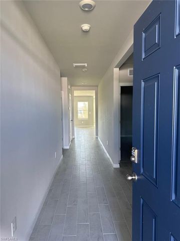 522 NW 7th ST, Cape Coral, FL 33993