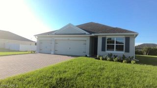 522 NW 7th ST, Cape Coral, FL 33993