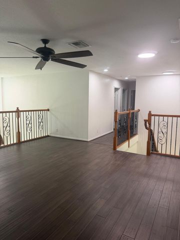 307 BERENGER Walk, Royal Palm Beach, FL 33414