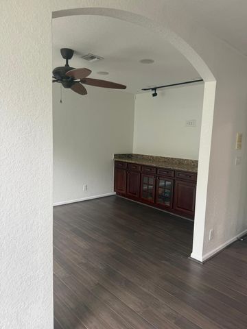 307 BERENGER Walk, Royal Palm Beach, FL 33414