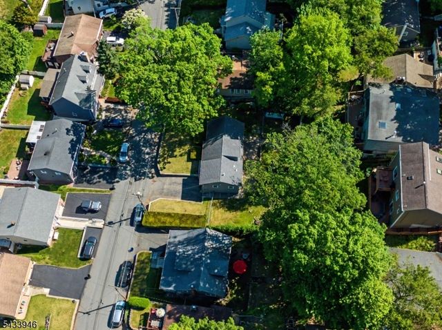 16 Highland Trl, Denville Twp., NJ 07834