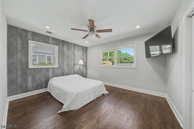 16 Highland Trl, Denville Twp., NJ 07834