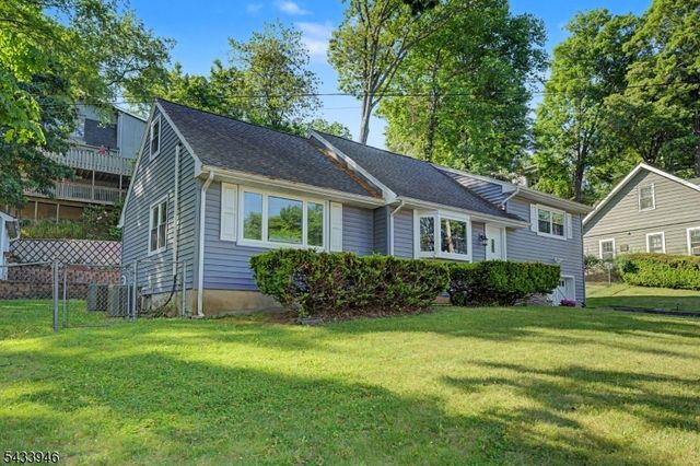 16 Highland Trl, Denville Twp., NJ 07834