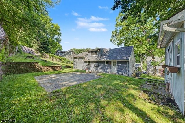 16 Highland Trl, Denville Twp., NJ 07834