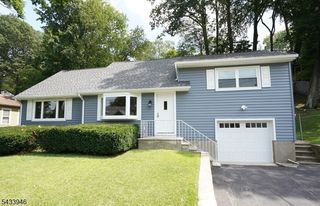 16 Highland Trl, Denville Twp., NJ 07834
