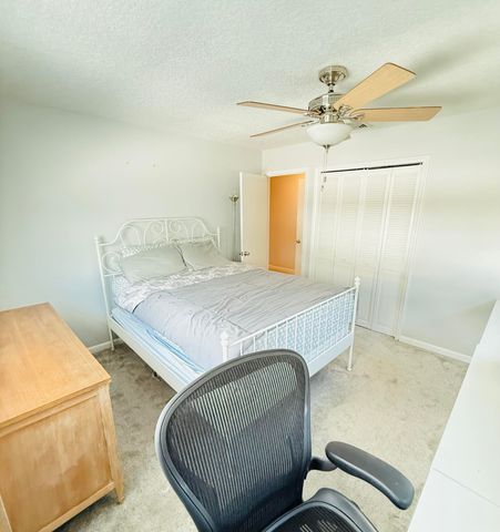 6719 Eastview Drive, Lake Worth, FL 33462