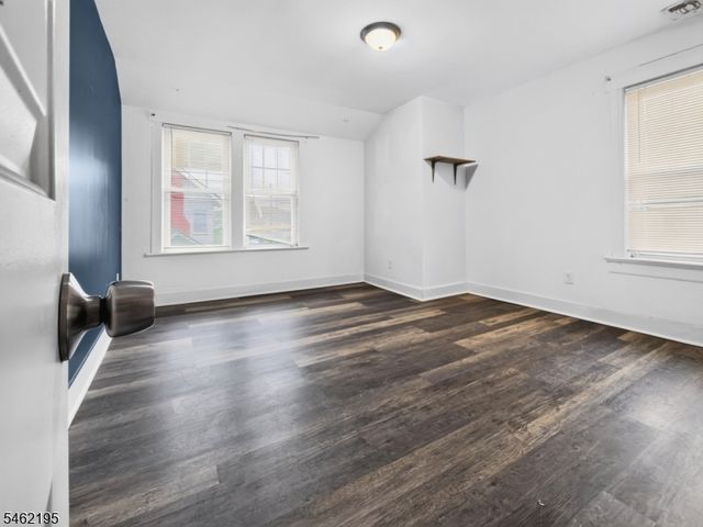 1323 North Ave, Elizabeth City, NJ 07208