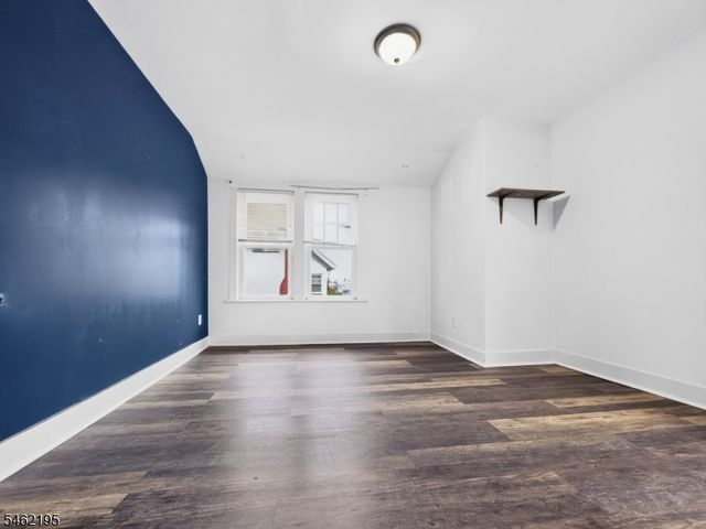 1323 North Ave, Elizabeth City, NJ 07208