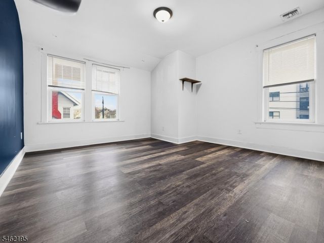 1323 North Ave, Elizabeth City, NJ 07208