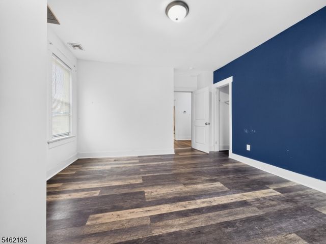 1323 North Ave, Elizabeth City, NJ 07208