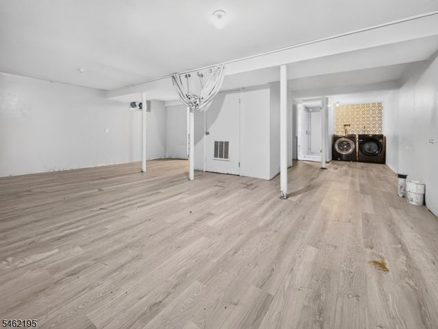 1323 North Ave, Elizabeth City, NJ 07208