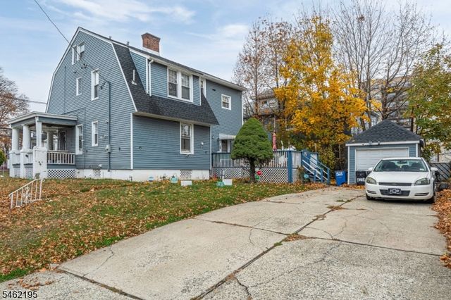 1323 North Ave, Elizabeth City, NJ 07208