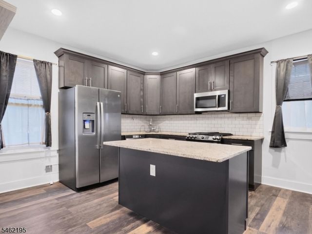 1323 North Ave, Elizabeth City, NJ 07208
