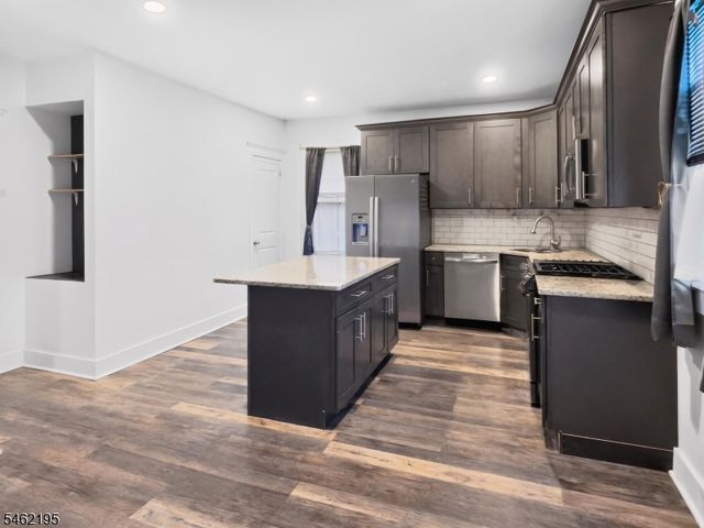 1323 North Ave, Elizabeth City, NJ 07208