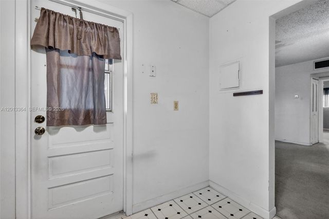 2040 NW 81st Avenue 122, Pembroke Pines, FL 33024