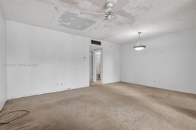 2040 NW 81st Avenue 122, Pembroke Pines, FL 33024