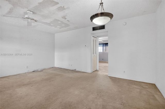 2040 NW 81st Avenue 122, Pembroke Pines, FL 33024