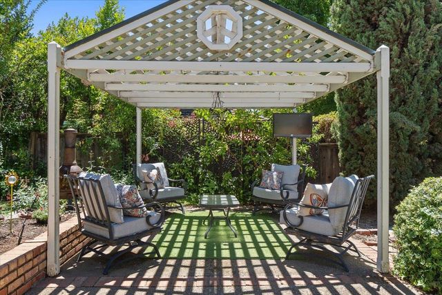 769 Oak Crest Cir, Placerville, CA 95667