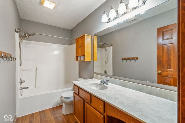 1689 Sagemeadow Drive, Brownsburg, IN 46112