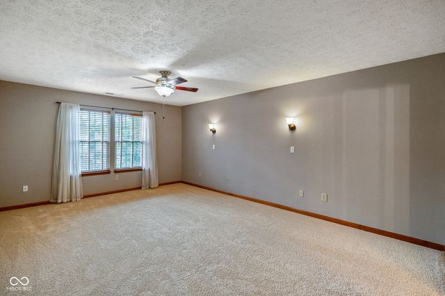 1689 Sagemeadow Drive, Brownsburg, IN 46112