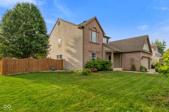 1689 Sagemeadow Drive, Brownsburg, IN 46112