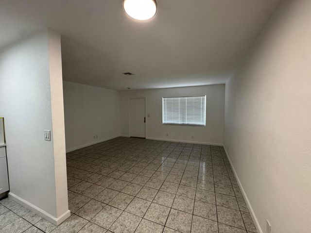 1795 NW 55th Avenue Apt 3, Lauderhill, FL 33313