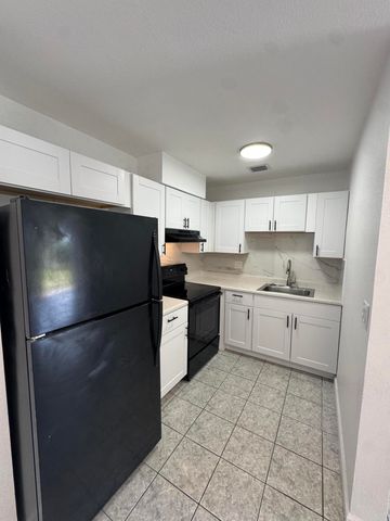 1795 NW 55th Avenue Apt 3, Lauderhill, FL 33313