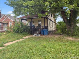 5815 hodiamont Avenue, Jennings, MO 63136