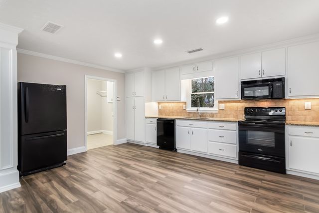 271 Heard Drive, Dawsonville, GA 30534