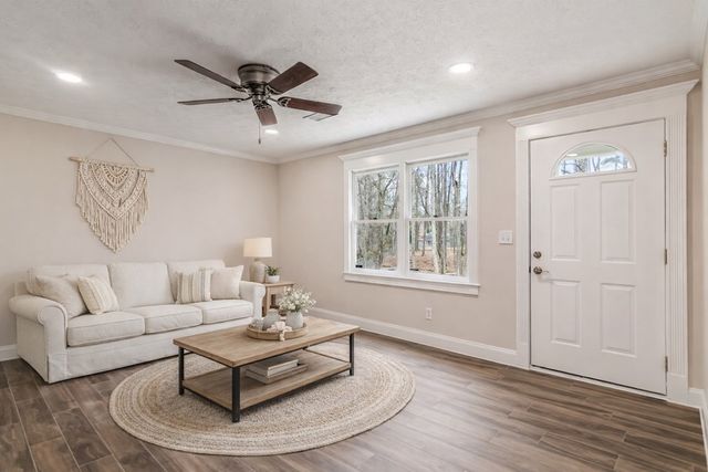 271 Heard Drive, Dawsonville, GA 30534