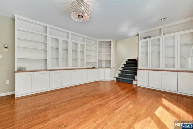 76 Briarwood Avenue, Norwood, NJ 07648