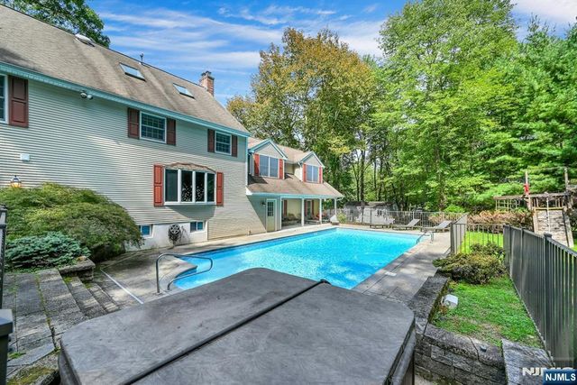 76 Briarwood Avenue, Norwood, NJ 07648