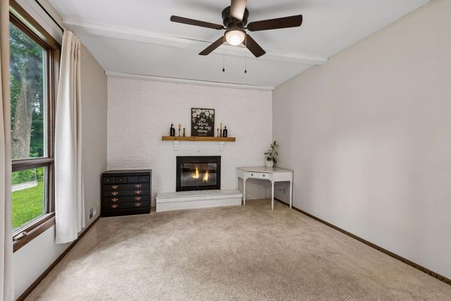 7840 W 100th Street, Bloomington, MN 55438
