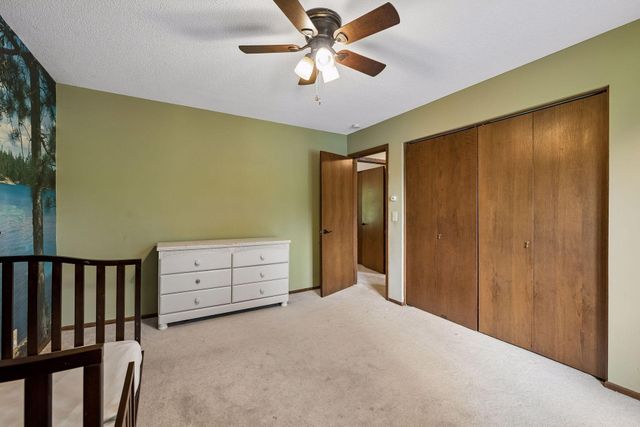 7840 W 100th Street, Bloomington, MN 55438