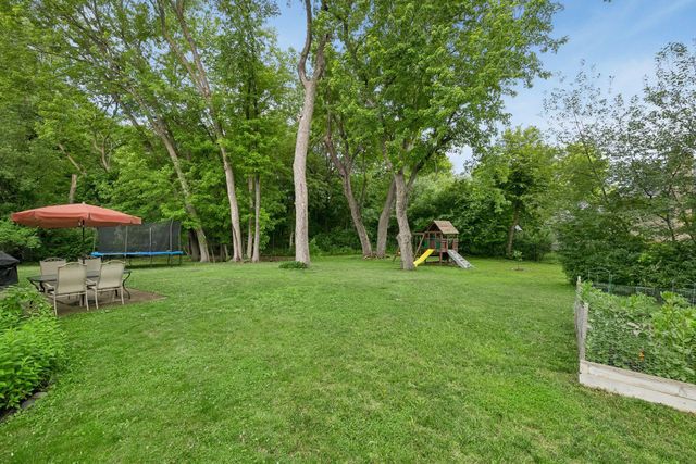 7840 W 100th Street, Bloomington, MN 55438