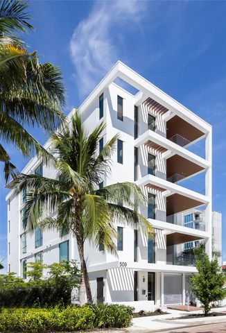 509 GOLDEN GATE POINT 4, Sarasota, FL 34236