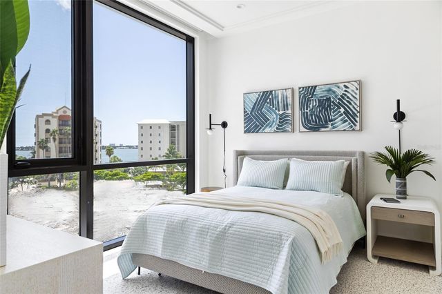 509 GOLDEN GATE POINT 4, Sarasota, FL 34236